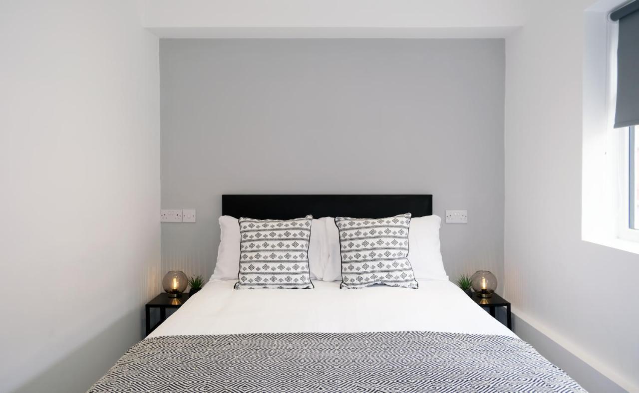 The Kop End Hotel By Serviced Living Liverpool Exterior foto